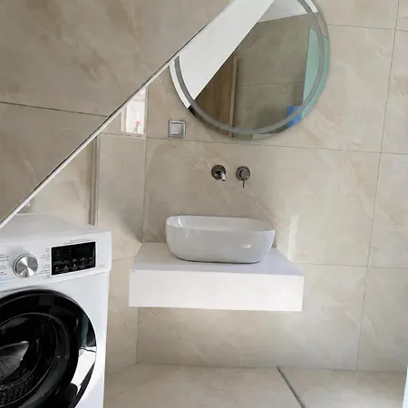 Zeneli House & Loft בית נופש Skála Kallirákhis